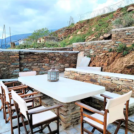 Feriehus Spiti Sea View Neoclassical House In Steniaí