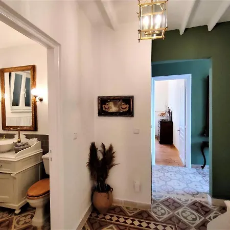 Feriehus Spiti Sea View Neoclassical House In