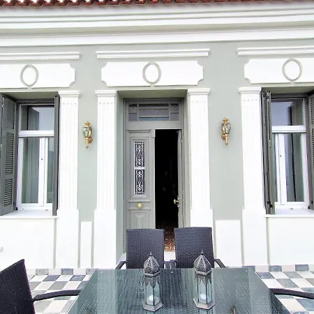 Feriehus Spiti Sea View Neoclassical House In *
