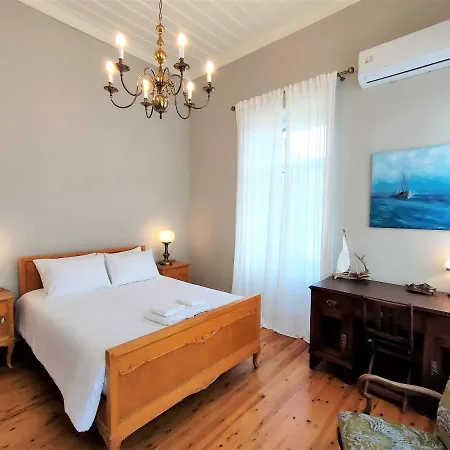 Spiti Sea View Neoclassical House In * Steniaí