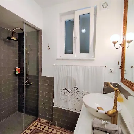 بيت للعطل Spiti Sea View Neoclassical House In Steniaí