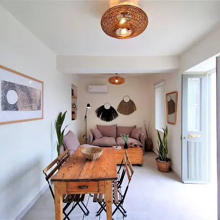 Spiti Sea View Neoclassical House In Steniaí